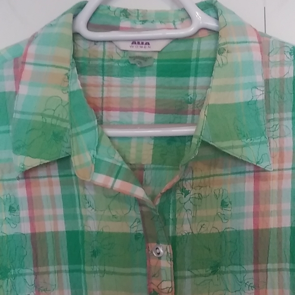 Short Sleeve Summer Shirt with Embroidery Detail - Size 22 - Alia - Picture 2 of 5